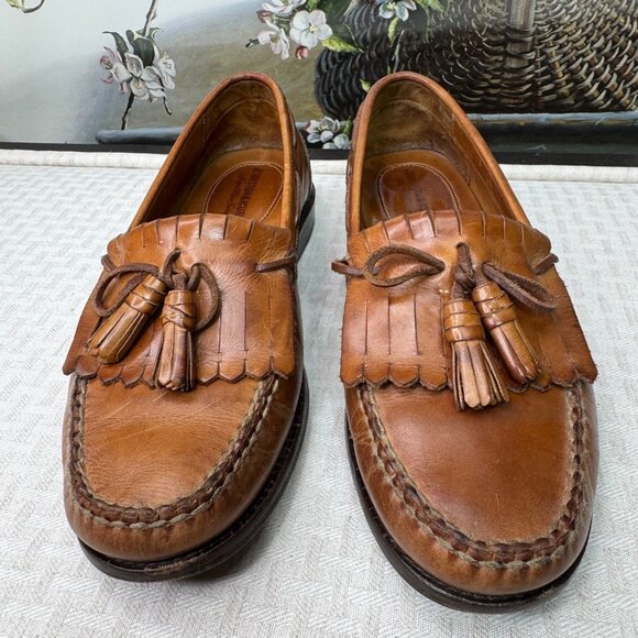 Johnston & Murphy Mens Size 9M Brown Leather Tassel Loafers Casual or Dress Shoe - Picture 1 of 9
